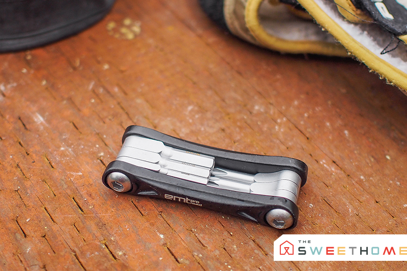 Illustration for article titled The Best Bike Multi-Tool For Fixing Your Own BikeÂ